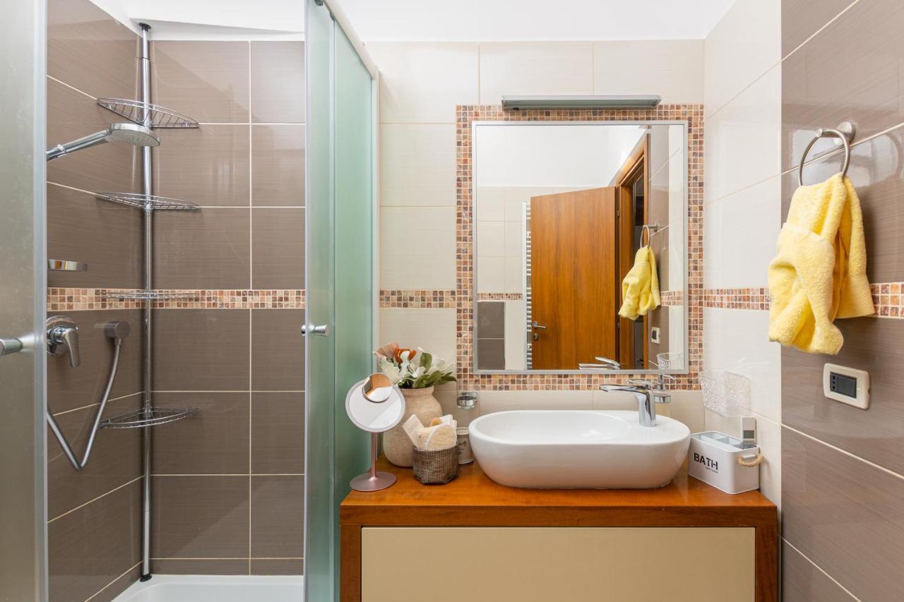 Exclusive Seafront Bacchus Apartment Πόρετς Εξωτερικό φωτογραφία